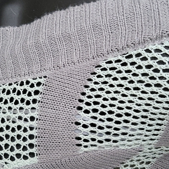 Pink rose asymmetrical cardigan - Picture 2 of 4